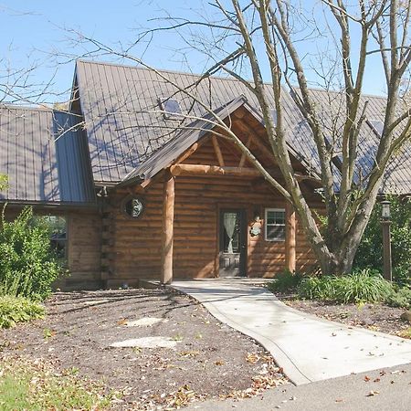 Hummingbird Haven Cabin By Amish Country Lodging Berlin Eksteriør billede